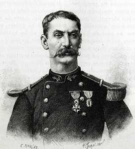 Porträtt av befälhavare Joseph Gallieni, under expeditionen i Afrika (1879-1882). Gravyr av E. Ronjat efter ett fotografi för att illustrera berättelsen "Exploration du Haut Niger (Haut Niger)" (nuvarande Mali) av befälhavare Joseph Gallieni (1849-1916) fr av Etienne Antoine Eugene Ronjat