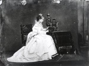 Sarah Bernhardt (1844-1923) i rollen som Marie de Neubourg i "Ruy Blas" av Victor Hugo (1802-85), ca 1872 (svart/vitt foto) av Etienne Carjat