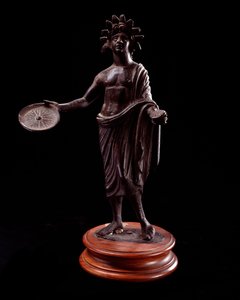 Etruskisk konst: ””kvinnooffer”” Bronsstatyett från 200-talet f.Kr av Etruscan