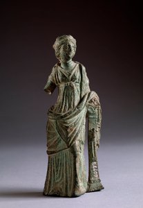 Etruskisk civilisation: "" offerarfigur"" bronsskulptur, från Montalcino, Italien 2:a århundradet f.Kr., Dim 18 cm av Etruscan