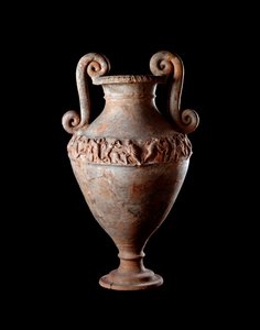 Etruskisk civilisation: terrakotta amfora från en grav i Poggio Sala, Italien 300-talet f.Kr. Dim 48 cm av Etruscan