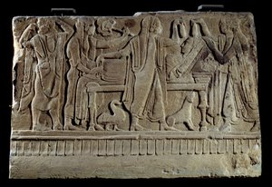 Etruskisk antikvitet: Plaquet of funerary cippe. Utställning av den avlidne på hennes begravningsbädd. Paris, Louvren av Etruscan Etruscan