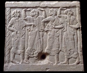 Relief med dansare från en marmormilstolpe i Chiusi, Italien, 600-talet f.Kr. av Etruscan Etruscan