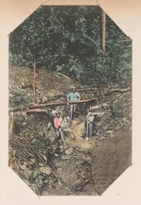 Guldgrävare vid en placer På placeraren Dien mersi Sarakreek, Surinam ...huvudet av ett kvartsrev i en ravin (titel på objektet) av Eugen Klein