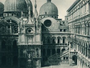 Innergården till Dogespalatset, Venedig, Italien, 1927 av Eugen Poppel