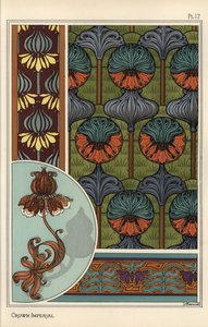 Krona kejsarblomma, Fritillaria imperialis, i tapeter och tygmönster, och som design för en smideslampa av Eugene Grasset