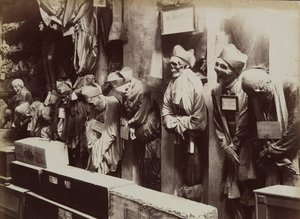 Katakomber, Capuchin Convent, Palermo, ca. 1895. av Eugenio Interguglielmi