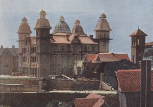 Palace av den tidigare premiärministern, baracker av det marina infanteriet av European Photographer