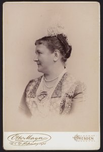 Porträtt, sista drottningen av Sachsen, tidigare prinsessan Carol av Sverige (s/v foto) av European Photographer