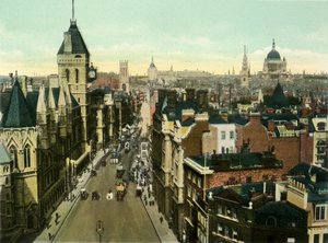 Vy från St. Clement Danes som visar lagdomstolar, c1900-talet. av Eyre and Spottiswoode
