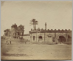 Secundra Bagh, som visar brottet och porten av Felice A. Beato