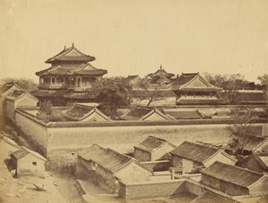 Första vy över Peking sedd från Antinporten, oktober 1860 av Felice Beato