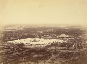 Allmän utsikt över Mandalay från Mandalay Hill som visar de 450 pagoderna och den ojämförliga pagoden av Felice Beato