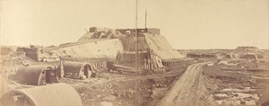 Interiör av vinkeln på Taku North Fort av Felice Beato