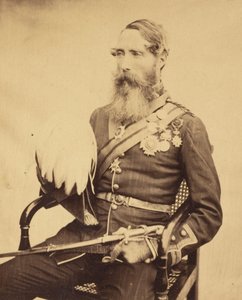 [Porträtt av brigadgeneral Sir Charles Van Straubenzee] av Felice Beato