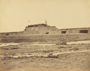 Baksidan av norra fortet som visar den kinesiska arméns reträtt, 21 augusti 1860 av Felice Beato