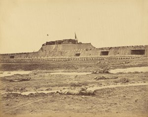 Baksidan av norra fortet som visar den kinesiska arméns reträtt, 21 augusti 1860 av Felice Beato