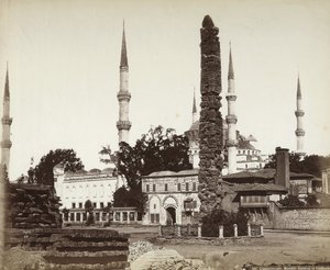 Moskén av Amedieh och obelisken i Konstantinopel av Félix Bonfils