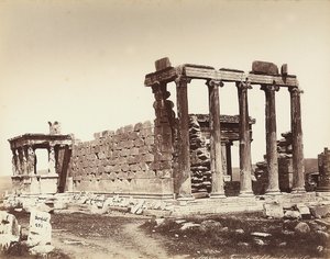 Erecteions tempel på Akropolis i Aten av Félix Bonfils
