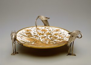 Coupe, ca 1878 (försilvrad mässing, intarsia av elfenben, kopparlegering och trä)