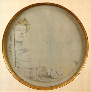 Dreamer, ca 1900 (blyerts och färgkrita på grått papper) av Fernand Khnopff