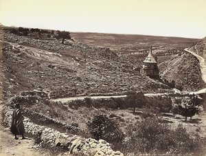 Panoramautsikt över Cedron-dalen eller Josafat, med Absaloms grav, i utkanten av Jerusalem. En mas tittar på utsikten från gatan av Félix Bonfils
