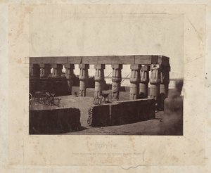 Restanten van de Luxortempel Louksortemplet, allmän bild av de mellersta pelargångarna (Thebe) (titel på objektet) Egypten (serietitel på objekt) av Félix Bonfils