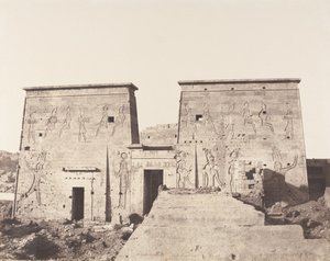 Island of Fileh Philæ, First Pylon - Vy tagen från plattformen ..., 1851-52, tryckt 1853-54.