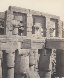 Karnak Thebe, Palace - Hypostyle Hall - Fönster och huvudstäder i ..., 1851-52, tryckt 1853-54. av Félix Teynard