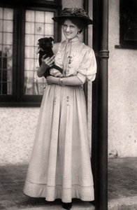Zena Dare 1887-1975, engelsk skådespelerska, tidigt 1900-tal. av Foulsham and Banfield
