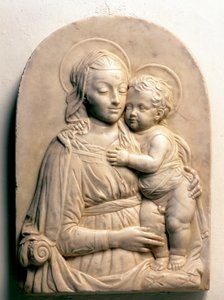 Jungfrun med barnet. Marmor lågrelief av Francesco di Simone da Fiesole Ferrucci