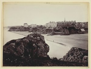 Utan titel [South Sands, Tenby, Wales], 186094. av Francis Bedford