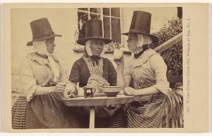 Welsh Group - Tre gamla kvinnor vid teet, nr 2 av Francis Bedford