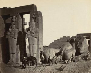 Fallen staty på Ramesseum, Thebe av Francis Frith