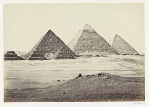 Piramides van Gizeh El Geezehs pyramid. Från sydväst (titel på objekt) av Francis Frith