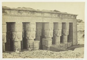 Portik av templet i Dendera av Francis Frith