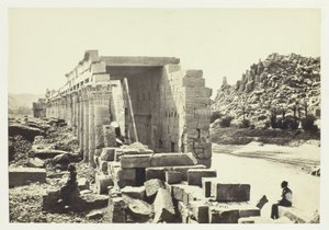 Kolonnaden, ön Philæ av Francis Frith