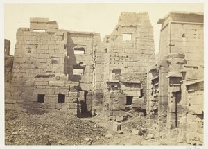 Tempelpalatset, Medinet-Haboo, ca. 1857.