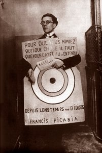 Andre Breton som målsmörgåsgubbe (av Picabia) på Dada-festivalen, Paris, 27 mars av Francis Picabia