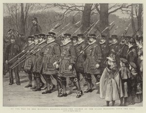 På väg till Hennes Majestäts salongen marscherar Guardets Yeomen nerför köpcentret av Frank Dadd