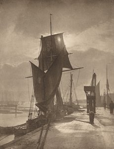 Solsken och skugga, 1890-talet. av Frank Meadow Sutcliffe