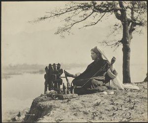 En Kashmiri (Mahomedan) snurrar av Fred Bremner
