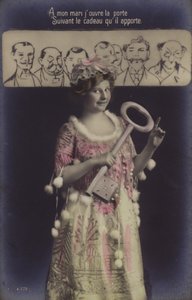 En ung kvinna som håller i en stor nyckel och pekar på flera män från vilka hon ska välja en man (tonat fotokollage) av French Photographer