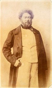 Alexandre Dumas Pere (1803-70) omkring 1860 (svart/vitt foto) av French Photographer