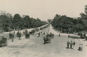 Avenue du Bois-de-Boulogne, Bois de Boulogne Avenue (fotogravyr) av French Photographer