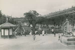 Le Jardin du Palais-Royal, Palais-Royals trädgård (fotogravyr) av French Photographer
