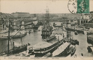 Militär hamn i Brest, Frankrike. Vykort skickat 1913. av French Photographer