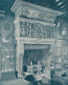 Paris: A Carved Mantel, Musee Cluny (s/v foto) av French Photographer