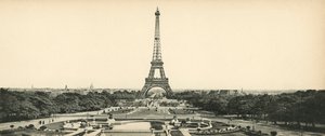 Paris, Eiffeltornet och Champ-de-Mars Gardens, Eiffeltornet och Champ de Mars Gardens av French Photographer