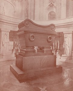 Paris: Sarkofag och Napoleons grav (s/v foto) av French Photographer
